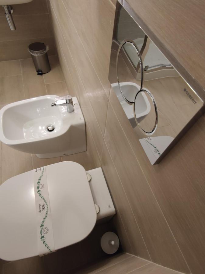 Sami Luxury Rooms 3 8 0 7 9 4 9 2 5 3 Сиракуза Екстериор снимка