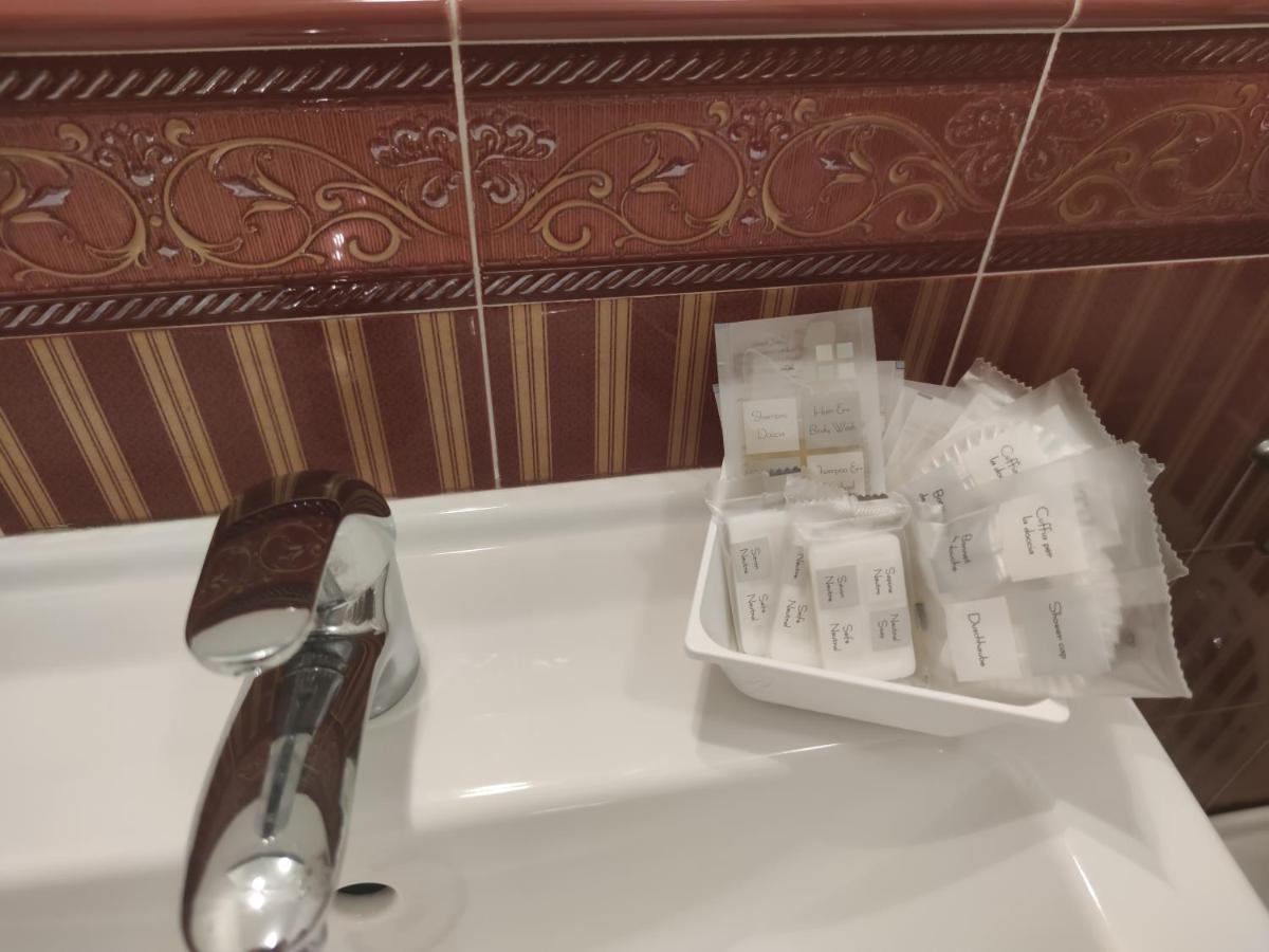Sami Luxury Rooms 3 8 0 7 9 4 9 2 5 3 Сиракуза Екстериор снимка