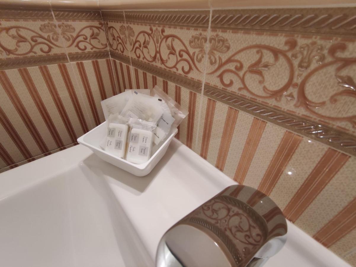 Sami Luxury Rooms 3 8 0 7 9 4 9 2 5 3 Сиракуза Екстериор снимка
