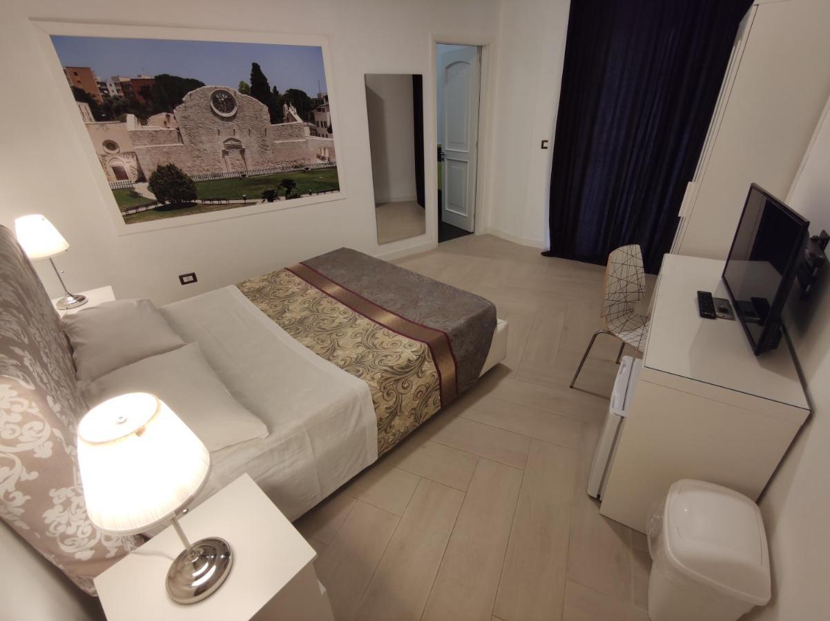 Sami Luxury Rooms 3 8 0 7 9 4 9 2 5 3 Сиракуза Екстериор снимка